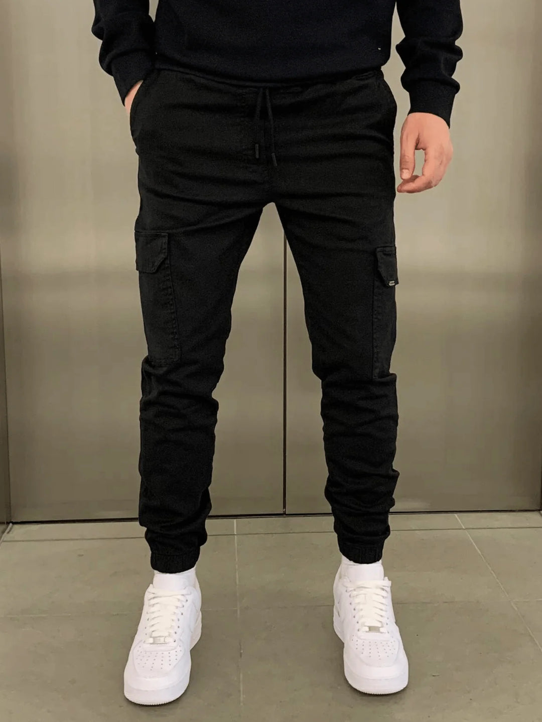 Pantalón Cargo Slim · Mott