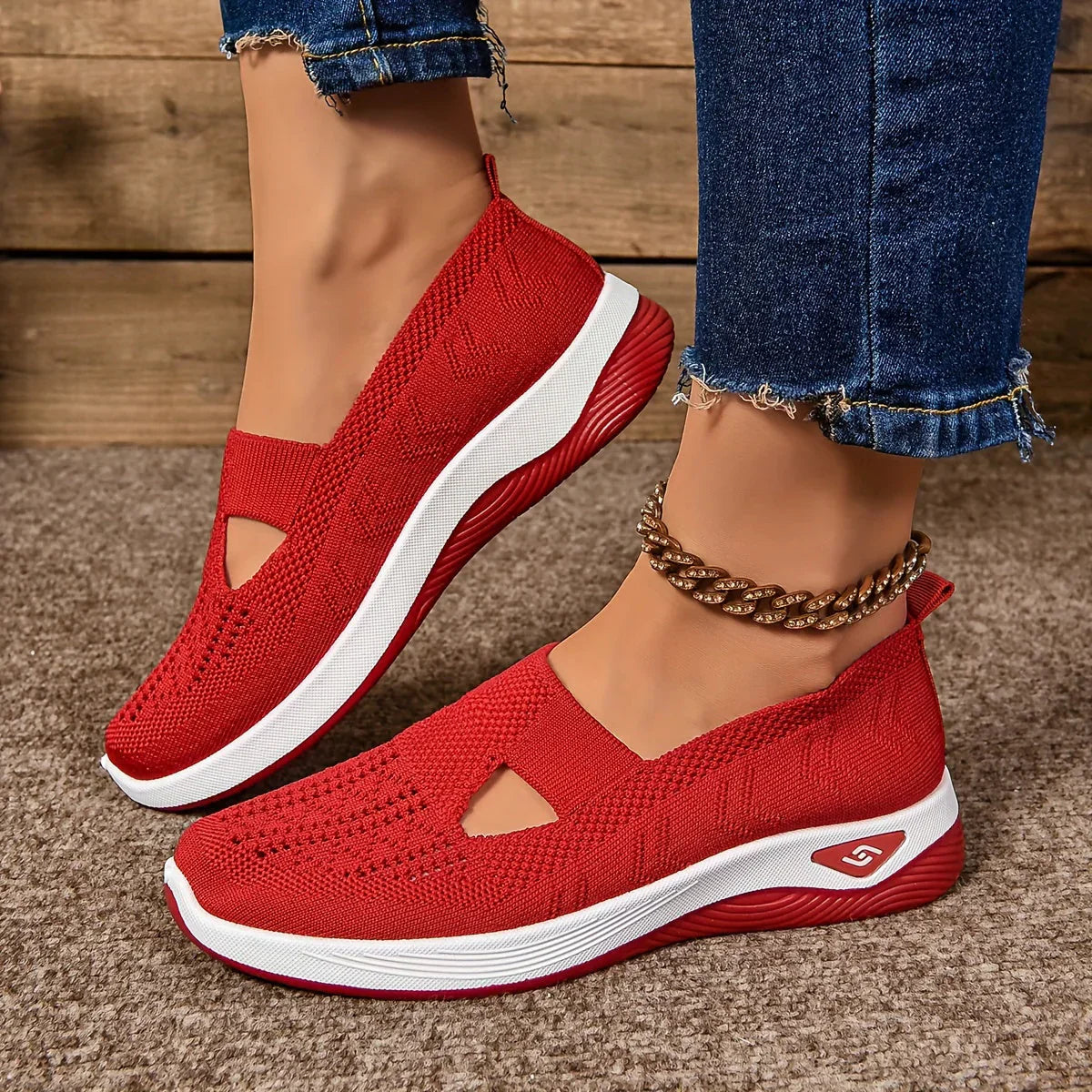 CloudWear™ – Atmungsaktive und Ultra-Komfortable Orthopädische Sneaker für Damen